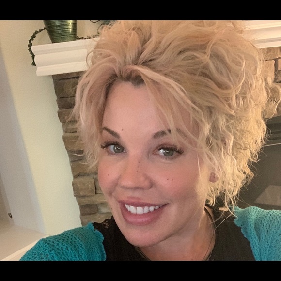 Meet your Posher, Kandy - Picture 10 of 10